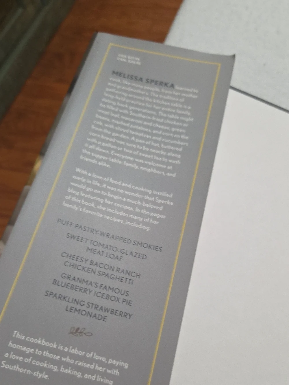 MELISSA'S SOUTHERN COMFORT COOKBOOK